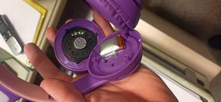 هدست بلوتوثی مدل گربه ای P47m Color Light