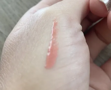 رژ لب مایع گلدن رز مدل MEGA SHINE شماره 114