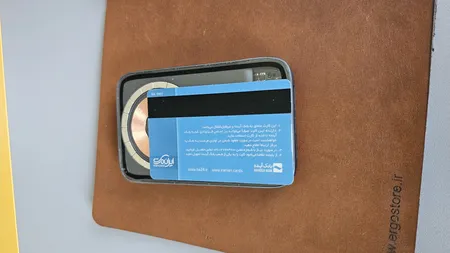 پاوربانک یوسمز مدل CD184 ظرفیت 10000 میلی آمپر ساعت