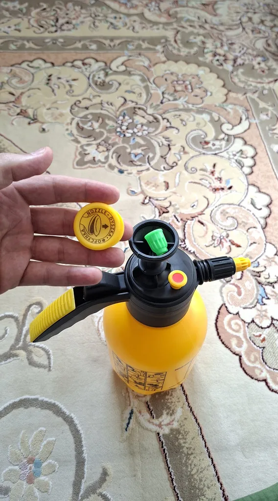 سمپاش کنزاکس مدل KPS-102 حجم 2 لیتر