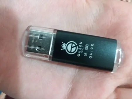فلش مموری کوئین تک مدل QUICK ظرفیت 16 گیگا بایت