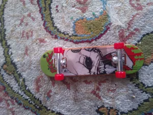 تجریه خرید اسکیت بورد انگشتی اسکیت پارک مدل حرفه ای