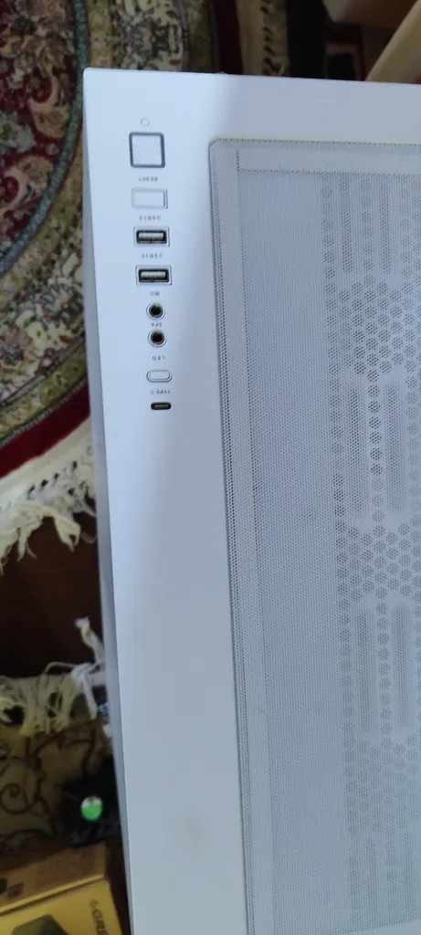 کیس کامپیوتر گیمینگ اوست مدل GT-AQ14-MW