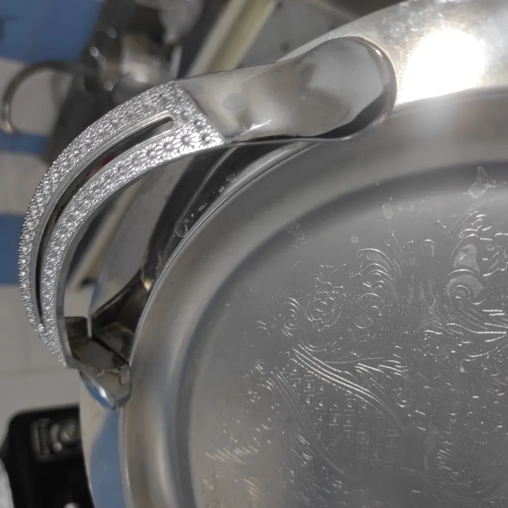 سینی ایلیا استیل مدل گرد کد 102