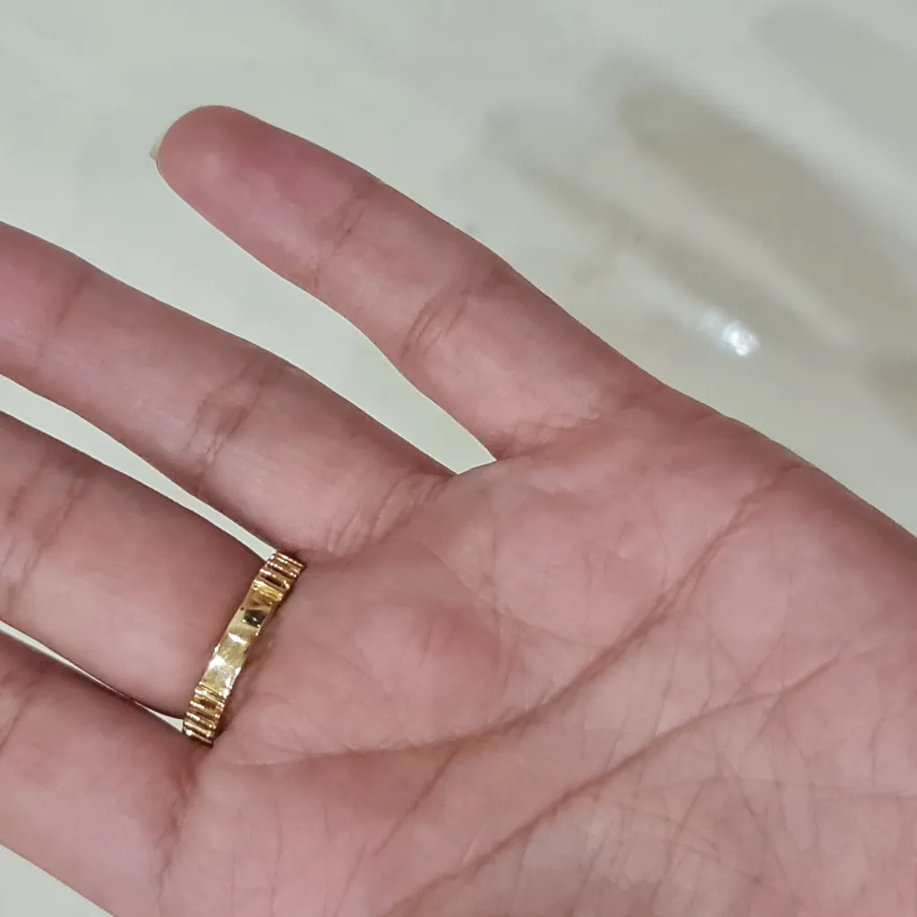 انگشتر طلا 18 عیار زنانه بان گالری مدل باسیلیکا