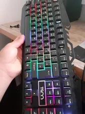 تجریه خرید کیبورد گیمینگ تسکو مدل TK 8021L با حروف فارسی، سوییچ ممبران، Full-Size، نورپردازی RGB LED