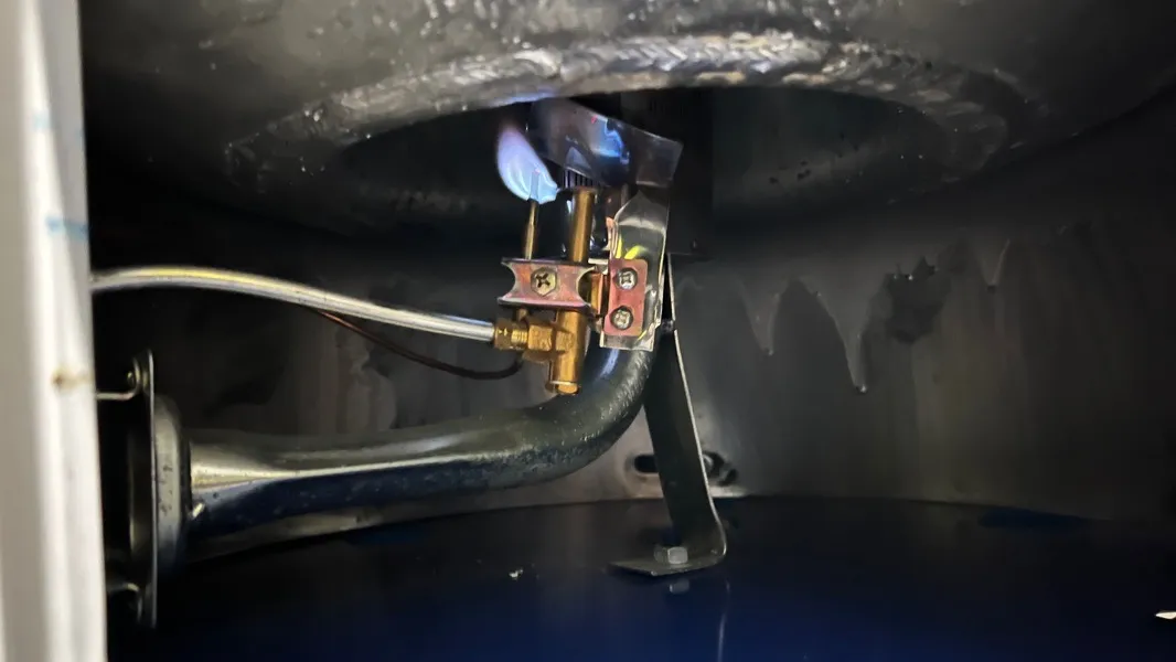 آبگرمکن گازی ایران شرق ظرفیت 90 لیتر