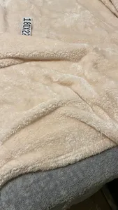 تجریه خرید پتو افرا مدل Four Season سایز 220 × 180 سانتی متر