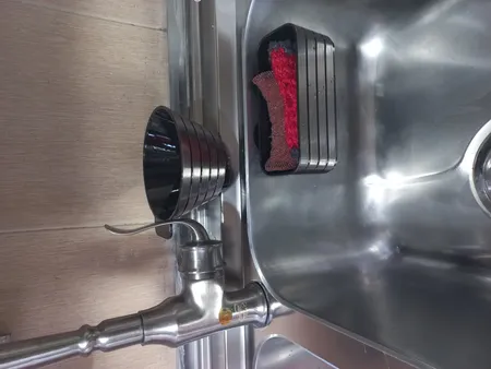 صافی سینک بازن مدل n01 بهمراه جا اسکاچی