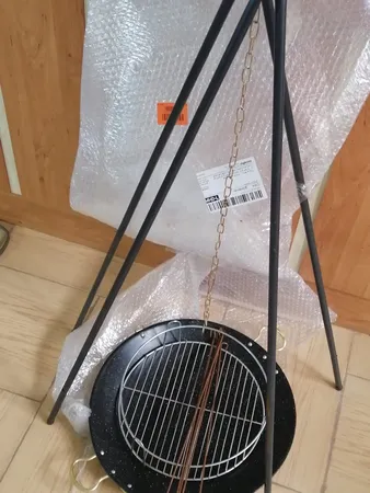 استند و ساج سفری مدل درخشان به همراه گریل