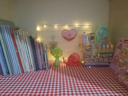 استند لوازم آرایشی مدل vs1