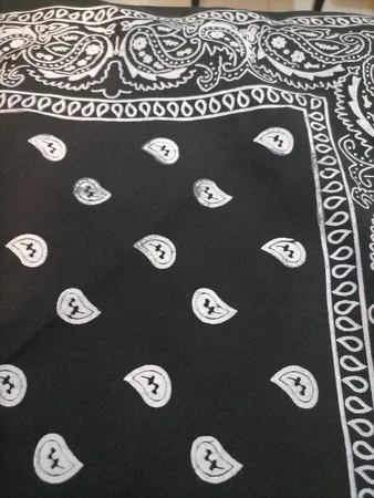 دستمال سر و گردن مدل khavar012