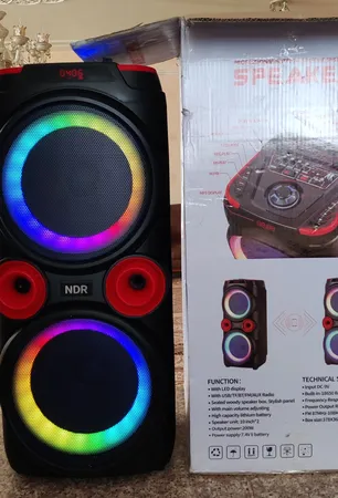 اسپیکر بلوتوثی قابل حمل ام تی دبلیو  مدل -X910