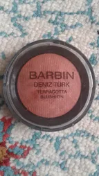 رژگونه باربین شماره B8