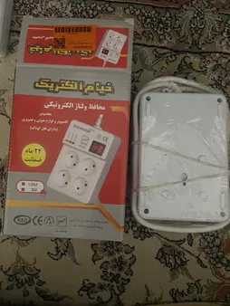 محافظ ولتاژ خیام الکتریک مدل چهارپریز