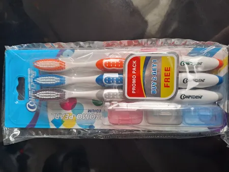 مسواک کانفیدنت مدل Promo Pearl با برس متوسط بسته 3 عددی