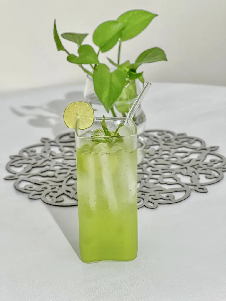 قالب یخ پلاستیکی مدل 23 8 بسته 3 عددی