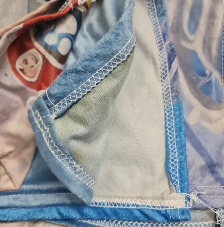 پتو مسافرتی 1 نفر مدل سگ های نگهبان کد 3 سایز 200x155 سانتی‌متر