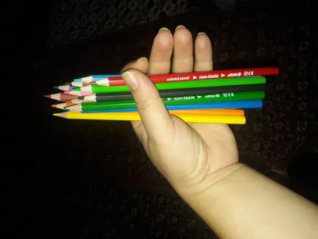 مداد رنگی 12 + 1 رنگ آریا مدل 3016