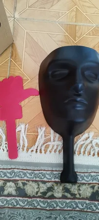 ماسک ایفای نقش مدل مافیا به همراه نشان تایید و عدم تایید