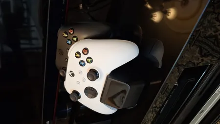 پایه شارژر دسته بازی اسپارک فاکس مدل 01-SparkFox W20X513 مناسب XBOX S/X