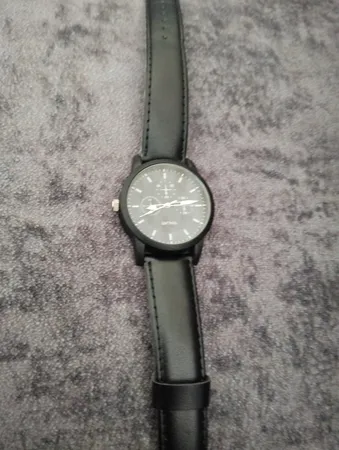 ساعت مچی عقربه ای والار کد LF2894