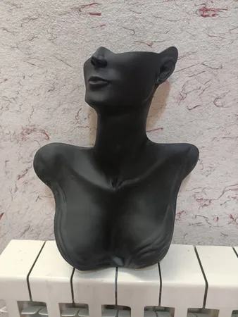 استند جواهرات مدل نیم رخ کد NG9380