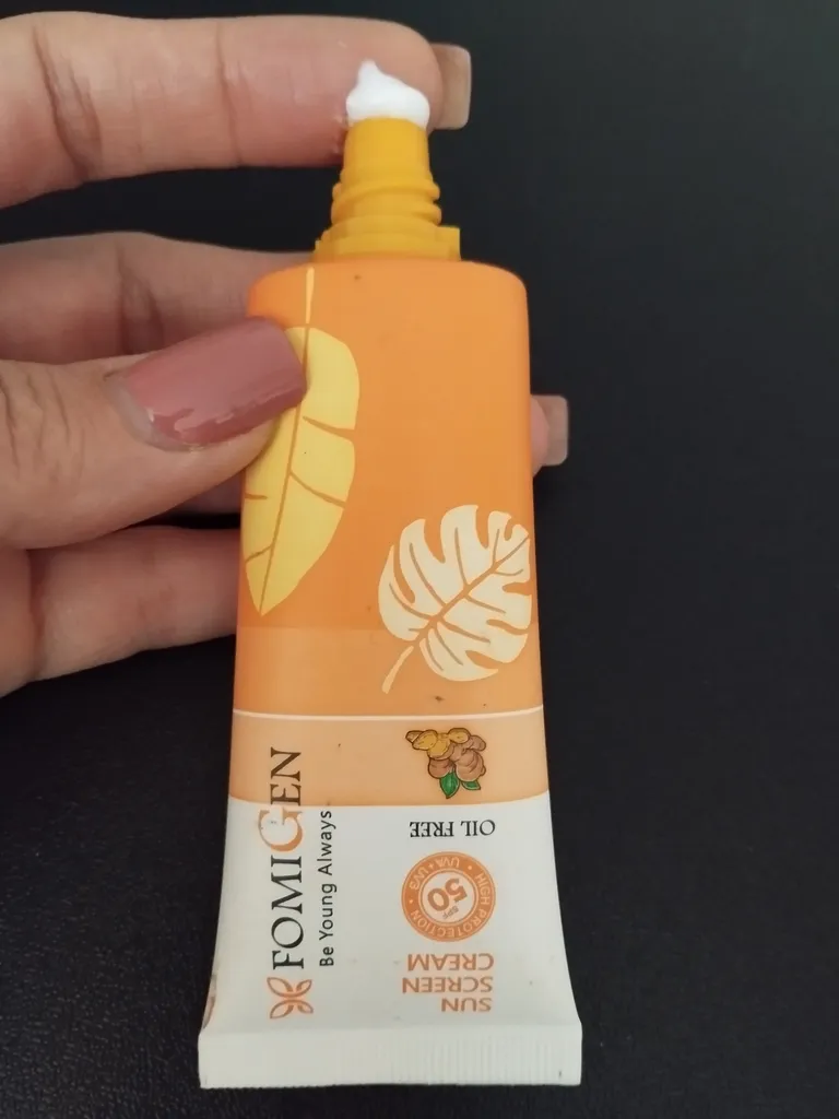 کرم ضدآفتاب فومیژن مدل Young، حجم 40 میلی‌لیتر