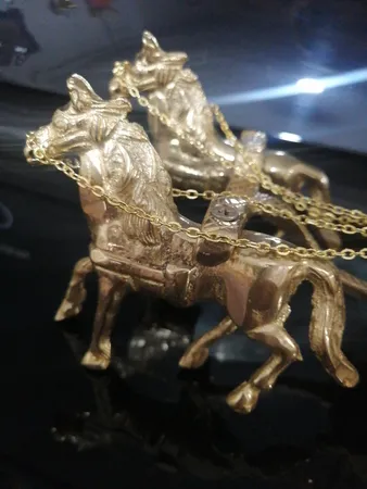 مجسمه دکوری طرح کالسکه