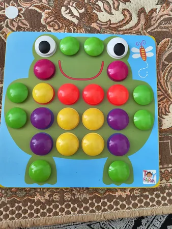 بازی آموزشی توی فارم مدل دکمه چین