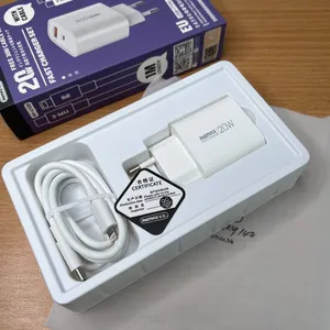 تجریه خرید شارژر دیواری 20 وات ریمکس مدل RP-U120 EU به همراه کابل لایتنینگ