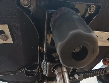 صندلی مدیریتی کادی نو مدل پشت توری VIP