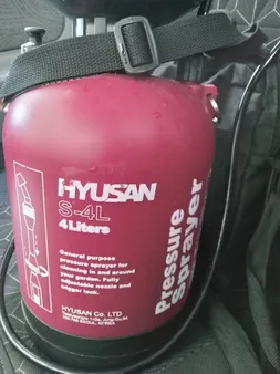 سمپاش هیوسان مدل S-4L گنجایش 4 لیتر