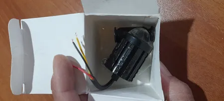 پرژکتور دو کنتاکت خودرو طرح نقطه ای بسته دو عددی