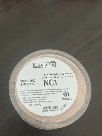 پودر تثبیت کننده آرایش لالا رخ شماره 01