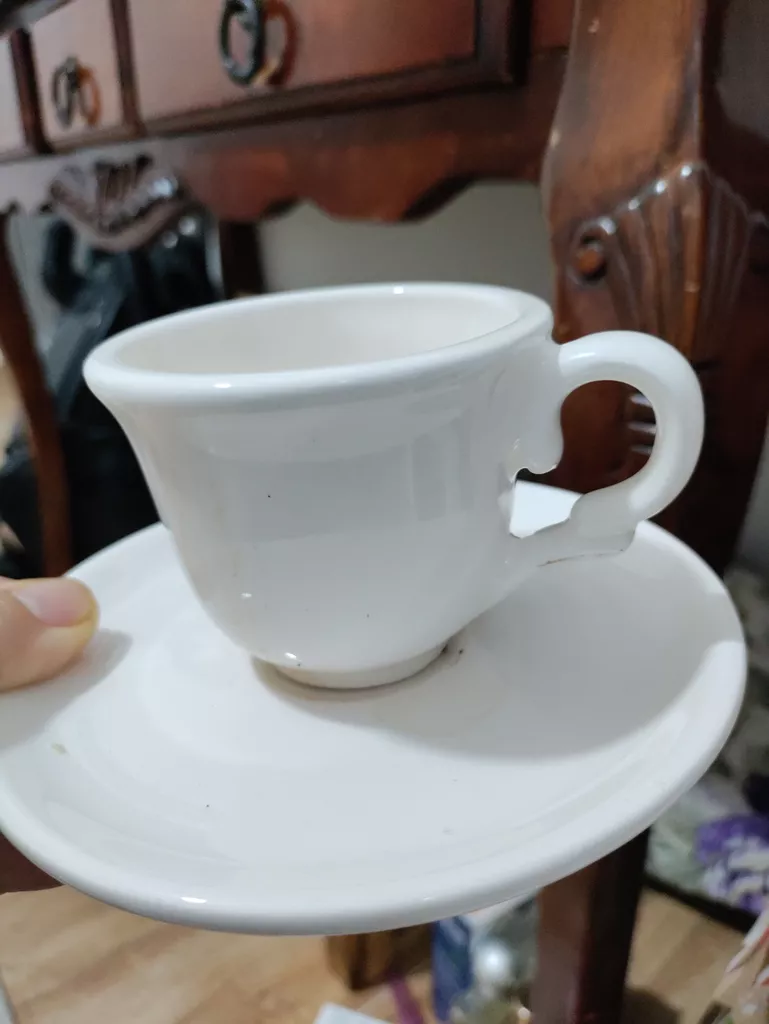 ست فنجان و نعلبکی 4 پارچه مدل قهوه خوری کد ZP28