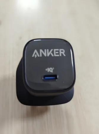 شارژر دیواری 25 وات انکر مدل A2656