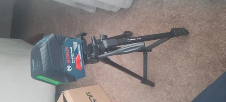 تراز لیزری بوش مدل GCL 2-15 G Box