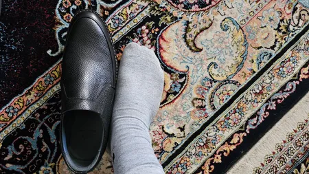 کفش روزمره مردانه چرم عطارد مدل SH06