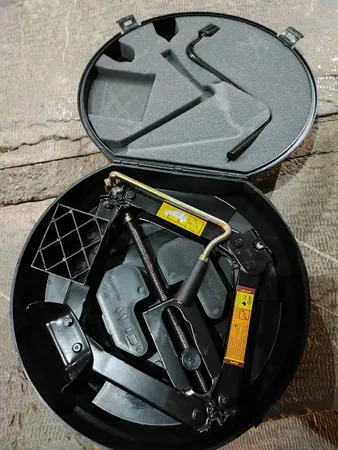 جک کامل خودرو چیکال مدل CH مناسب برای سمند