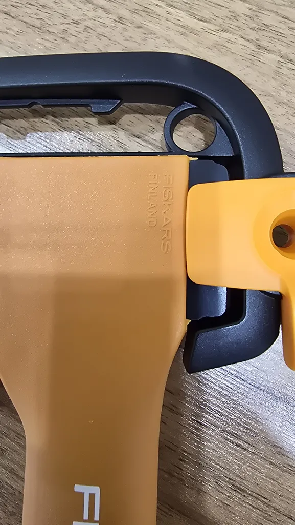 تبر سفری فیسکارس مدل Chopping Axe XXS X5