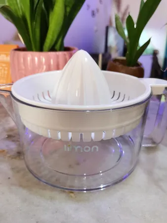 آبمیوه گیری دستی لیمون مدل TA105