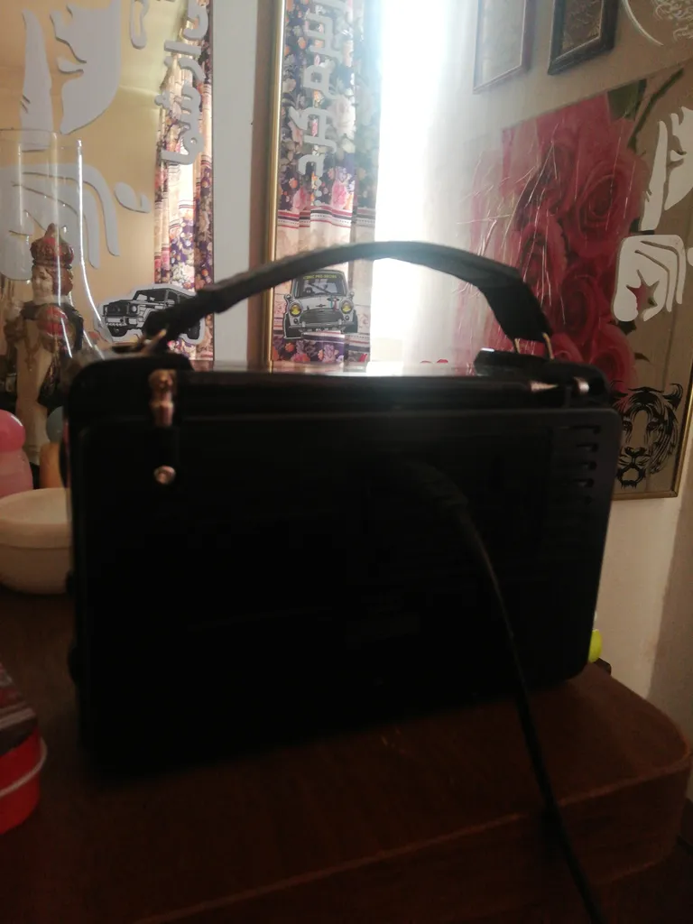 رادیو گولون مدل RX-608A