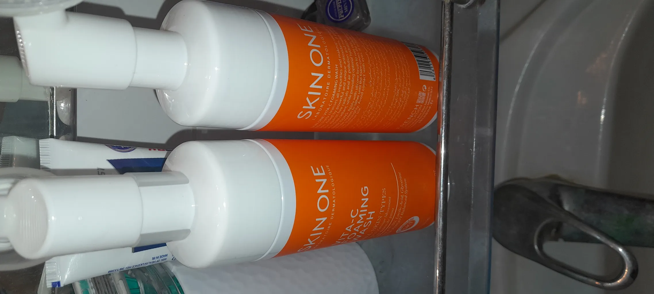 فوم شستشو صورت اسکین وان مدل Vita-C حجم 150 میلی لیتر