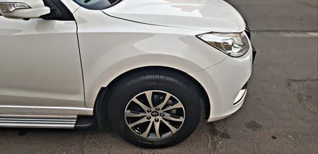 اسپری تمیز کننده و براق کننده رینگ خودرو گتسان مدل G-7093 حجم 500 میلی لیتر