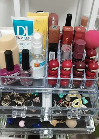 استند لوازم آرایشی مدل vs1