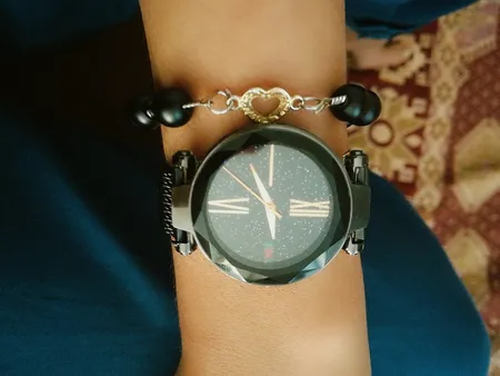 ساعت مچی عقربه ای دخترانه مدل Di Black