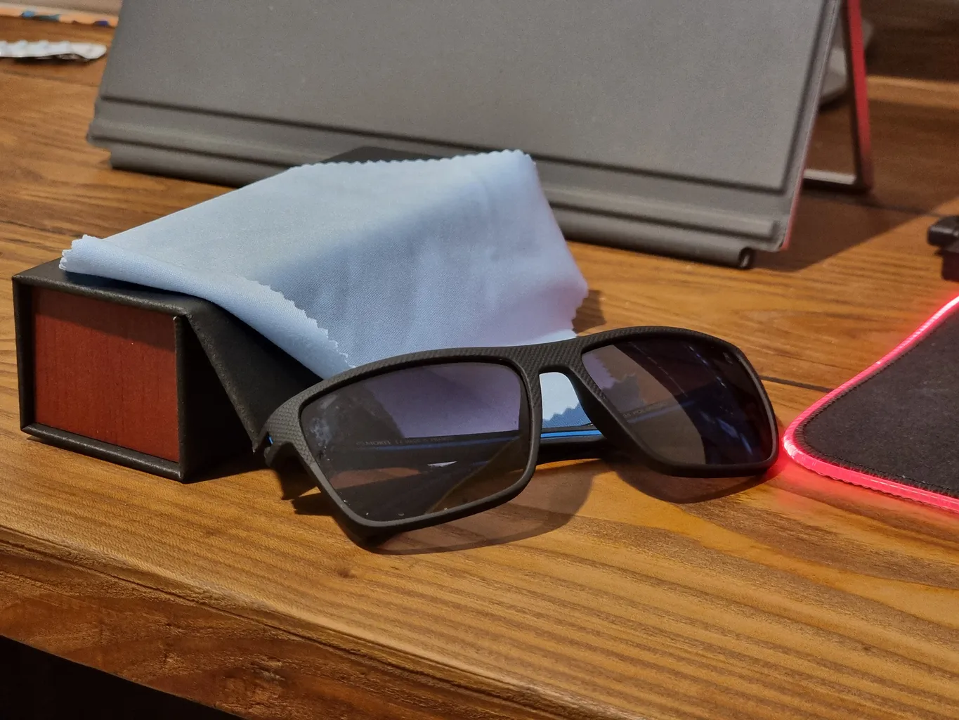 عینک آفتابی مورل مدل 26855C3POLARIZED BL