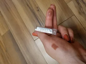 تجریه خرید رژ لب جامد الیزا مدل Mini شماره ۲۲