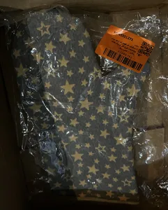 تجریه خرید دستکش فر هوم اند لایف مدل ویلسون طرح گل و برگ های رنگی